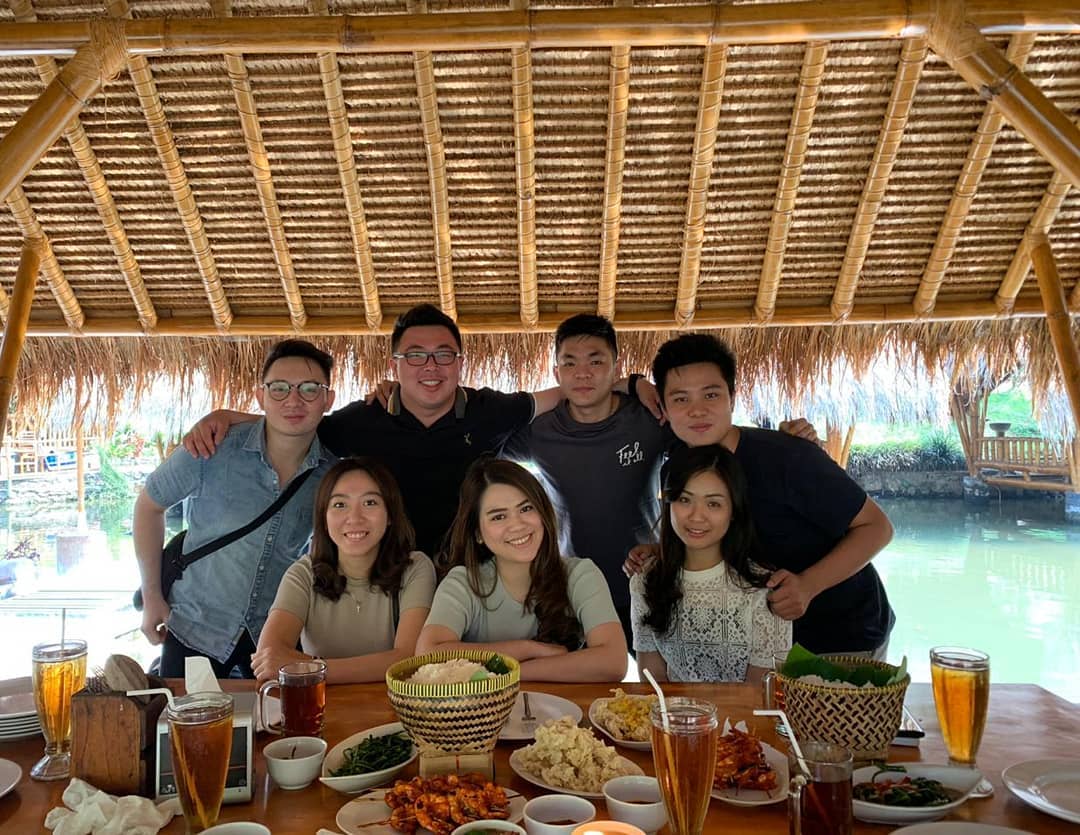 Mang Engking Lembang, Restoran Dengan Suasana Sejuk 7 Mang Engking Lembang, Restoran Dengan Suasana Sejuk 6