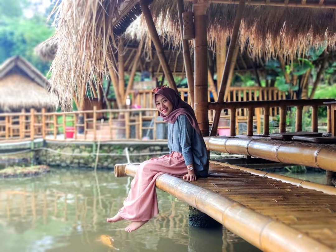 Mang Engking Lembang, Restoran Dengan Suasana Sejuk 6 Mang Engking Lembang, Restoran Dengan Suasana Sejuk 5