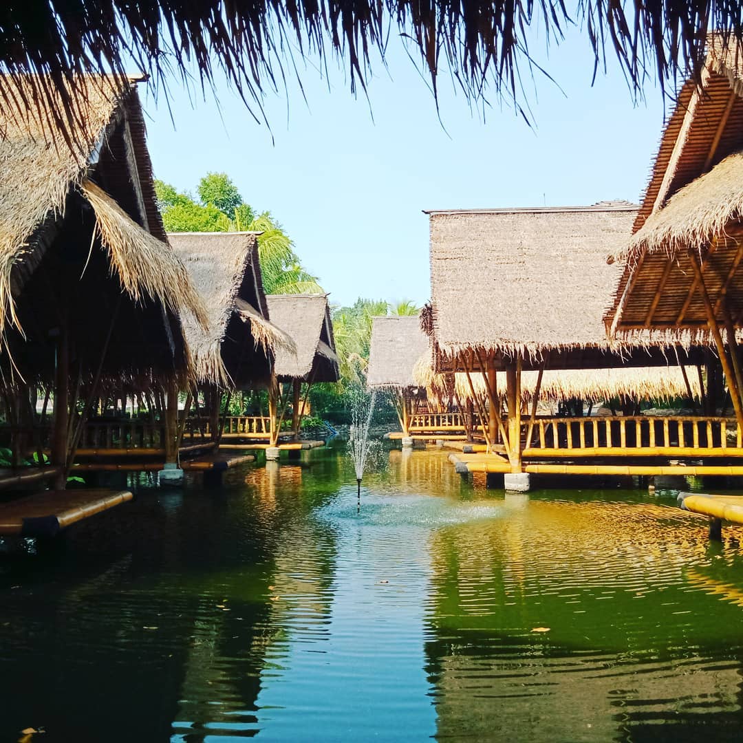 Gubug Udang Situ Cibubur, Restoran Dengan Suasana Pedesaan 4 Gubug Udang Situ Cibubur, Restoran Dengan Suasana Pedesaan 3