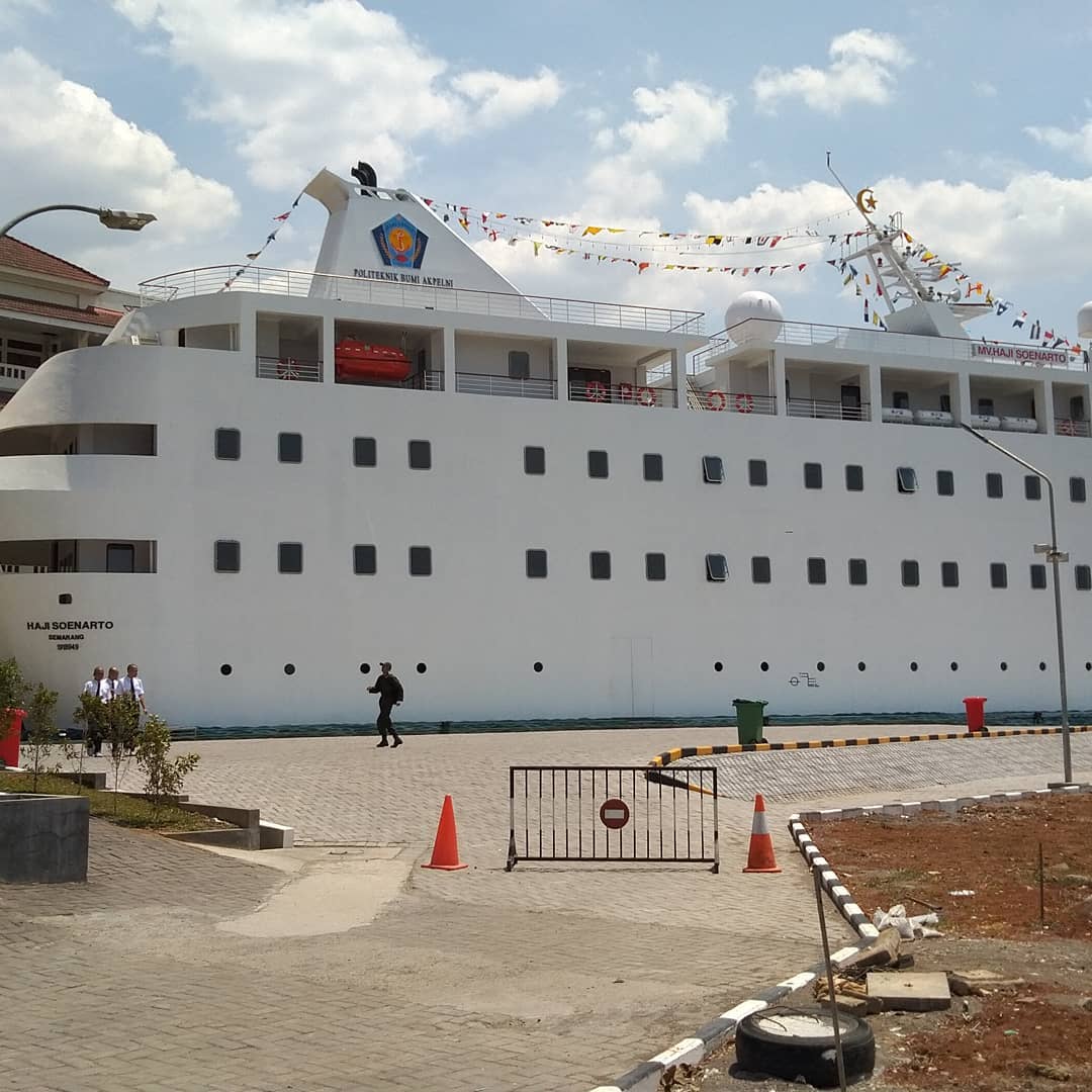 Potret Megahnya Masjid Kapal Akpelni, Destinasi Wisata Baru di Semarang 9