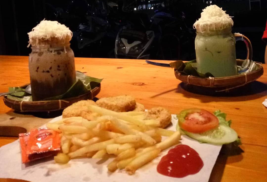 Mang Kabayan Harapan Indah, Restoran Khas Sunda di Bekasi 3 Mang Kabayan Harapan Indah, Restoran Khas Sunda di Bekasi 3