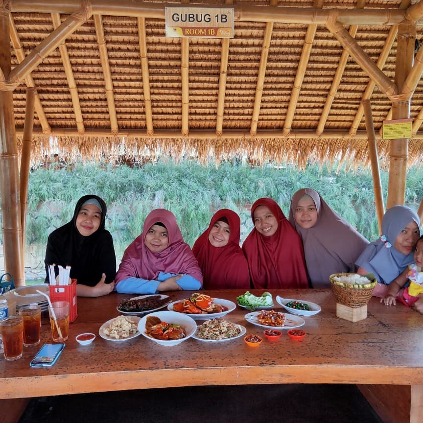 Mang Engking Cikarang, Dari Udang Gurame Cumi Hingga Kepiting 10 Mang Engking Cikarang, Dari Udang Gurame Cumi Hingga Kepiting 9