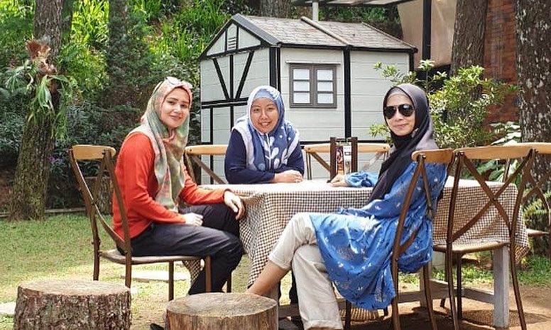 The Lake House Pesona Alam Sedayu, Restoran Instagramable di Bogor 7