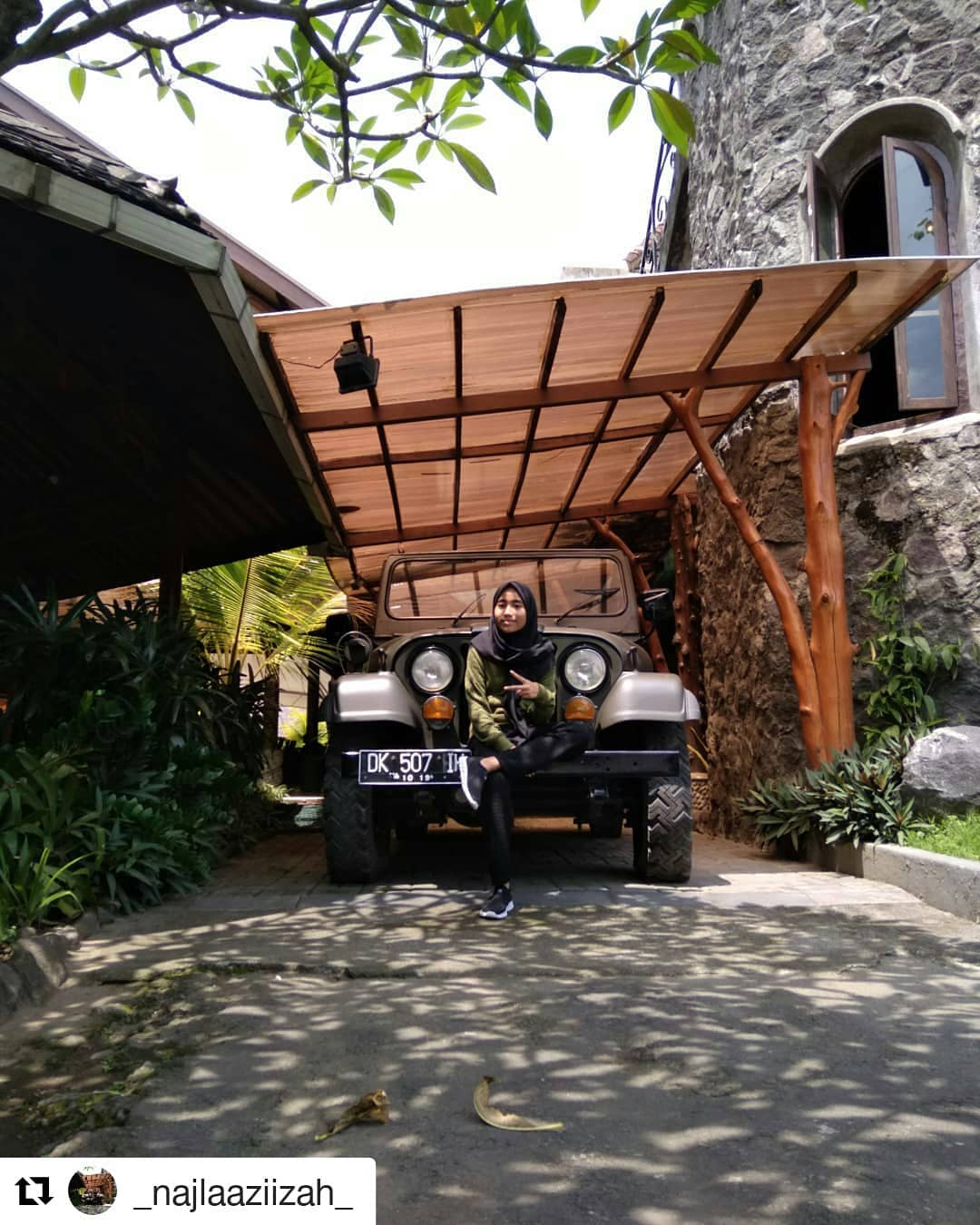 Mang Engking Jogja Soragan Castle, Resto Dengan Arsitektur Bangunan Keren 7