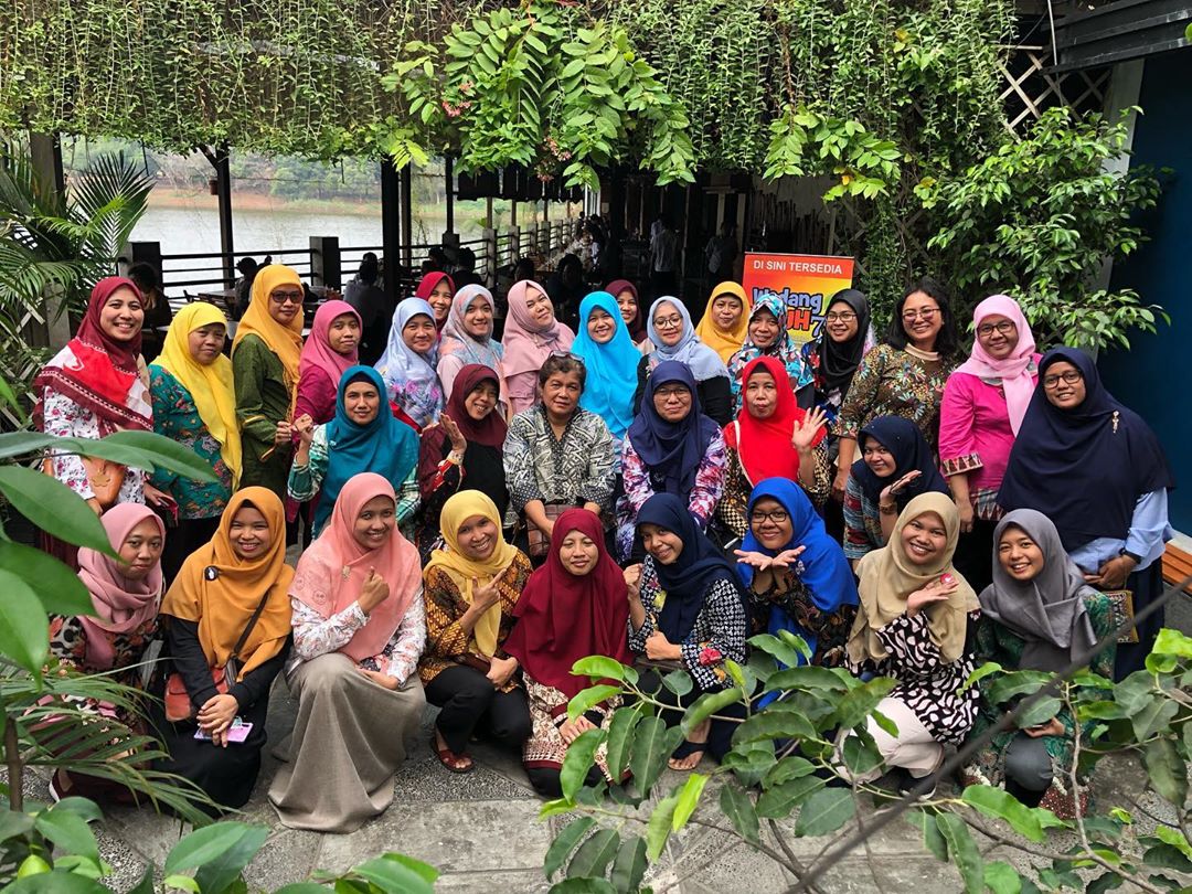 Telaga seafood cibubur menu restaurant telepon restoran 2025 telp harga zomato buka jam makan di makanan resto tangerang