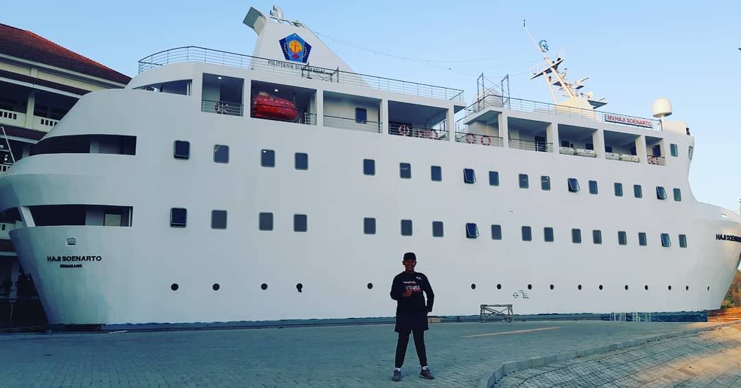 Potret Megahnya Masjid Kapal Akpelni, Destinasi Wisata Baru di Semarang 2