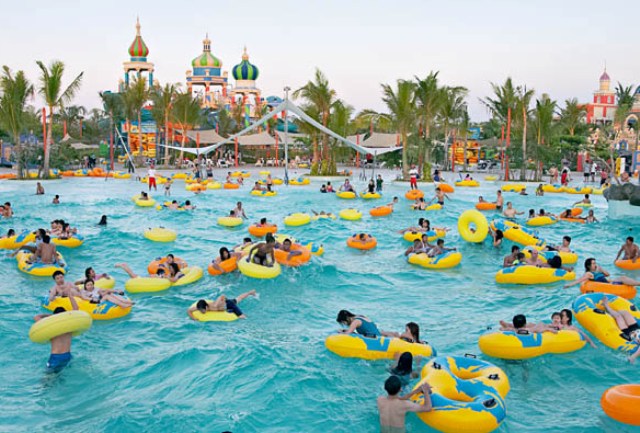 Ciputra Waterpark Surabaya 8 Ciputra Waterpark Surabaya 7