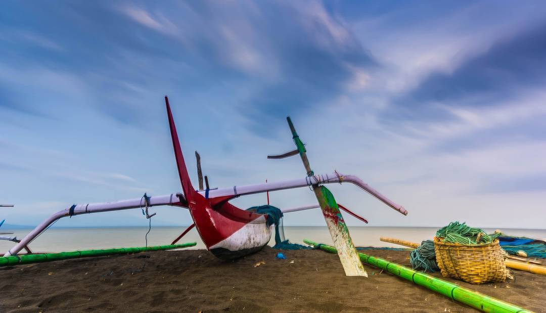 Pantai Cemara di Banyuwangi 9