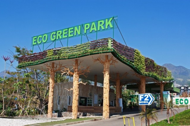 Indahnya Wisata Eco Green Park Batu 2
