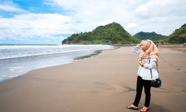 Pantai Suwuk Yang Indah 1