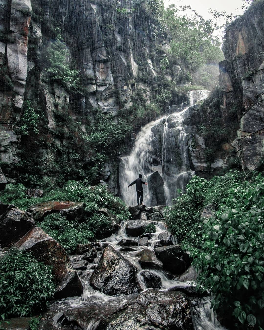 Potret Keindahan Coban Supit Urang, Surga Tersembunyi di Pujon Malang 9
