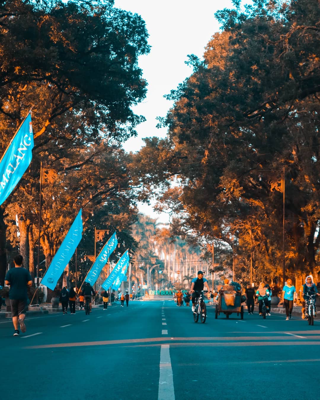 Serunya Sunmor di Ijen Boulevard Malang, Dari Kulineran Sampai Foto Foto 9