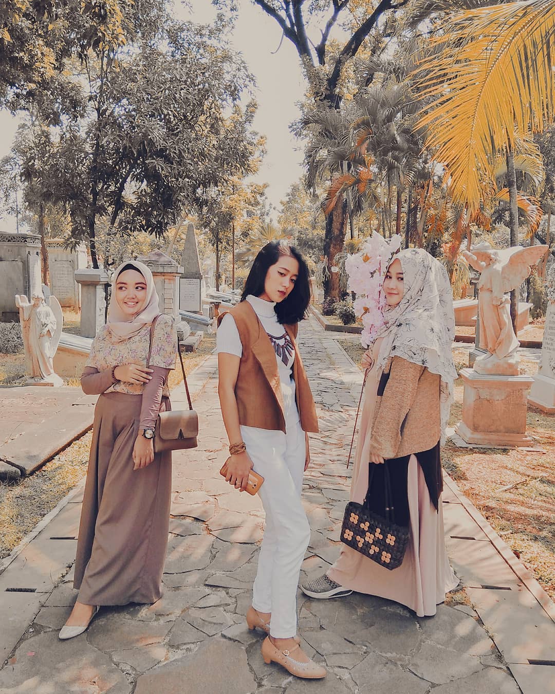 Museum Taman Prasasti, Tempat Bersejarah Beralih Fungsi Menjadi Lokasi Selfie   9