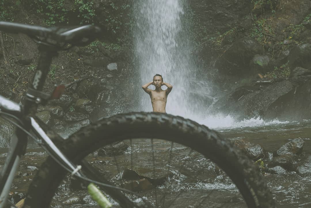 Menelusuri Keindahan Coban Tengah, Air Terjun Tersembunyi di Malang 8 Menelusuri Keindahan Coban Tengah, Air Terjun Tersembunyi di Malang 8