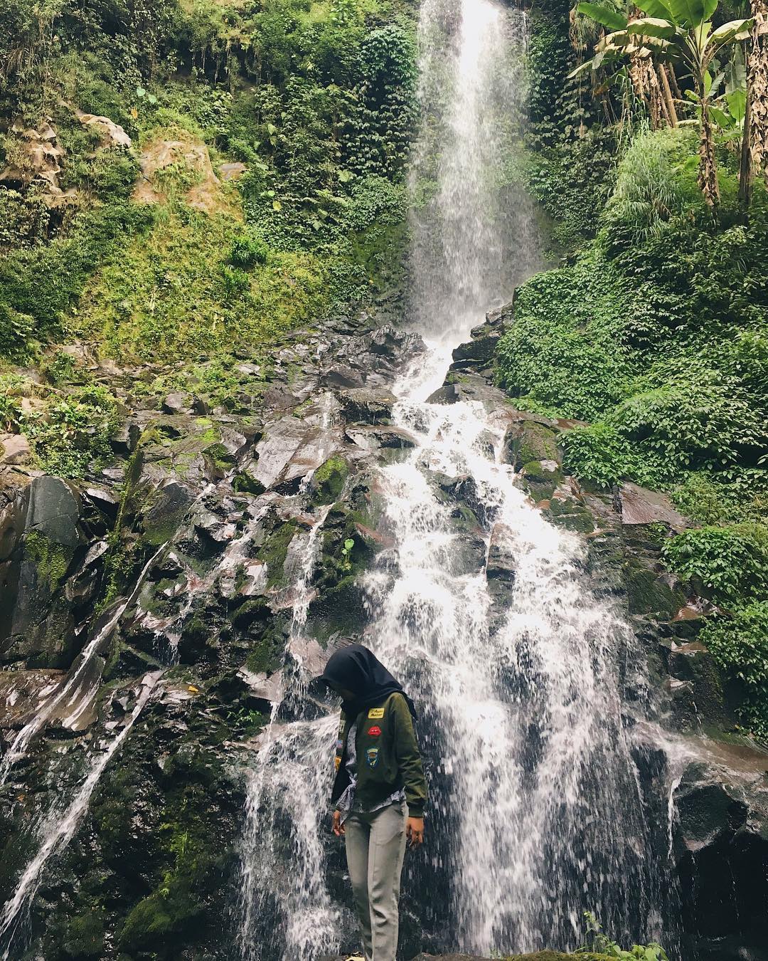 Intip Keunikan Coban Trisula, Air Terjun Hits di Kalangan Pendaki Semeru 9