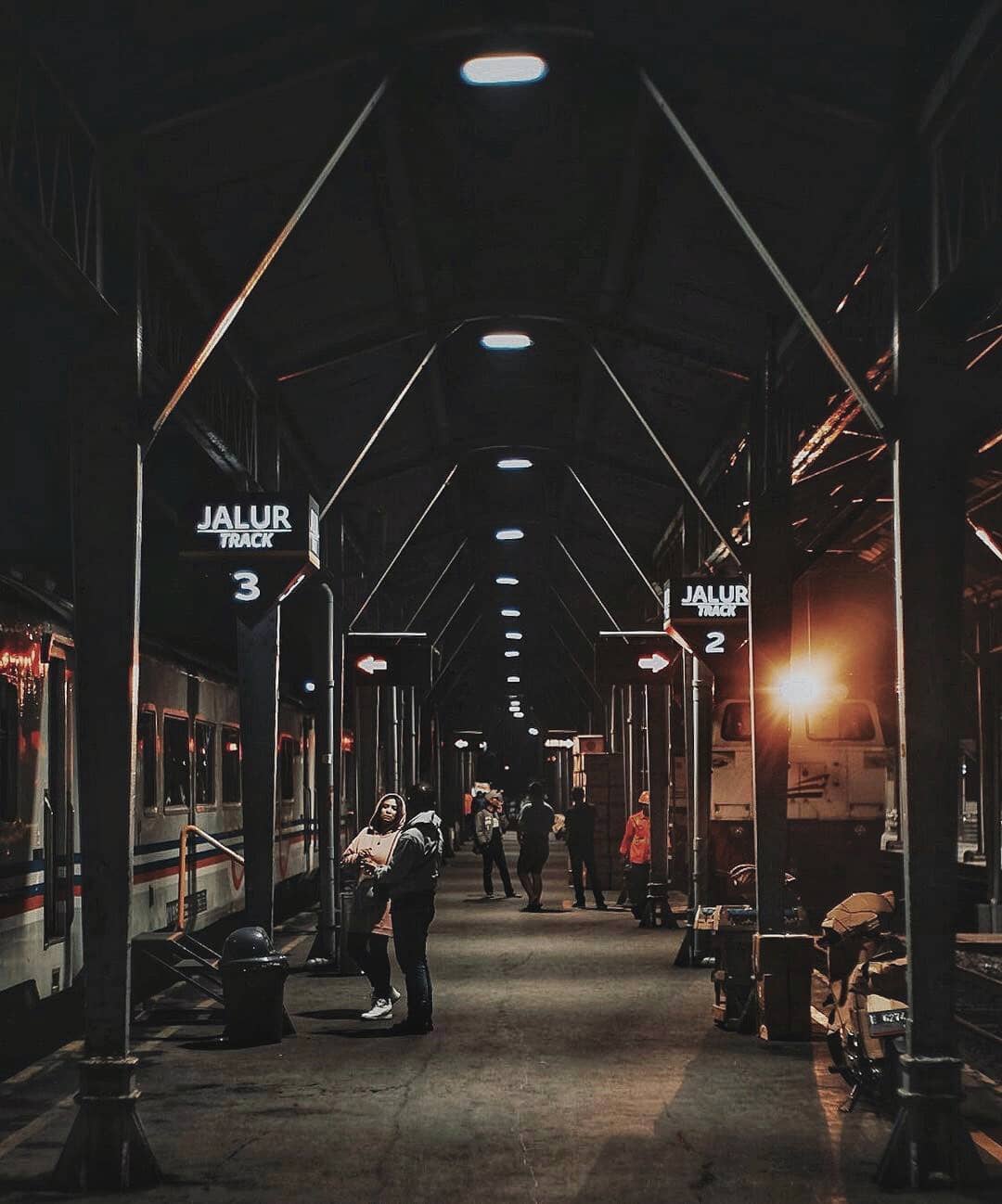 Wajah Baru Stasiun Jakarta Kota, Mulai Sekarang Melayani Kereta Jarak Jauh 6 Wajah Baru Stasiun Jakarta Kota, Mulai Sekarang Melayani Kereta Jarak Jauh 6