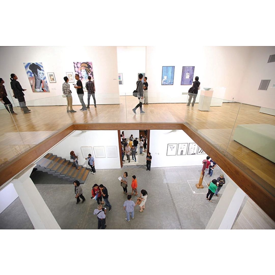 Mengenal Karya Seni Kontemporer Lewat Semarang Contemporary Art Gallery 8 Mengenal Karya Seni Kontemporer Lewat Semarang Contemporary Art Gallery 7