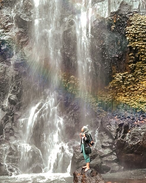 Bak Seperti Kepingan Surga, Ini Dia Potret Coban Cinde Malang 8