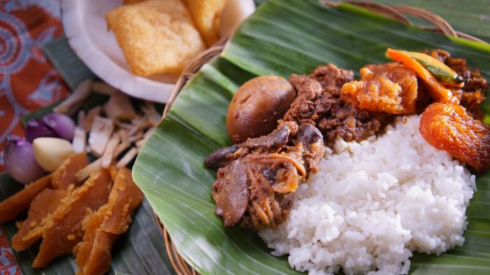 10 Lokasi Gudeg Yu Djum di Jogja Yang Perlu Kamu Ingat 6