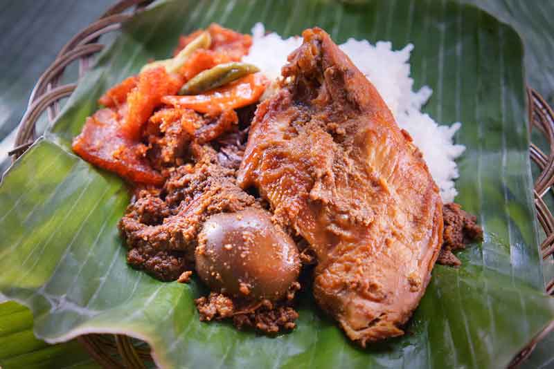10 Lokasi Gudeg Yu Djum di Jogja Yang Perlu Kamu Ingat 5