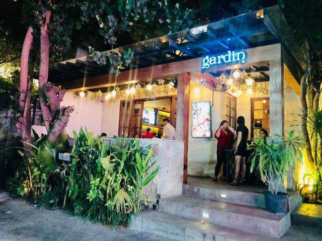 Gardin Bistro Bali, Sensasi Romantic Dinner Ditengah Hutan 1