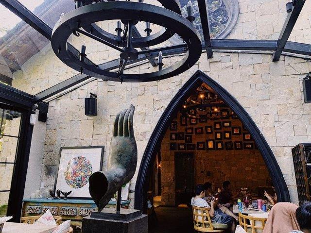 Gardin Bistro Bali, Sensasi Romantic Dinner Ditengah Hutan 10