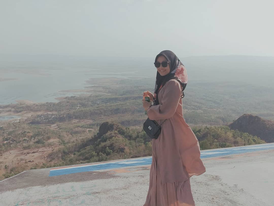 Puncak Gantole, Spot Terbaik Untuk Sunset Time di Wonogiri 2 Puncak Gantole, Spot Terbaik Untuk Sunset Time di Wonogiri 2