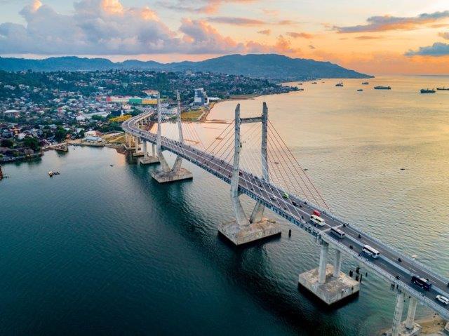 10 Foto Jembatan Merah Putih Ambon  Maluku Anggaran Proyek 