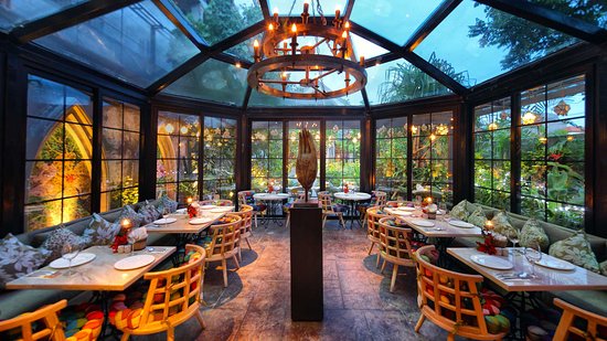 Gardin Bistro Bali, Sensasi Romantic Dinner Ditengah Hutan 4 Gardin Bistro Bali, Sensasi Romantic Dinner Ditengah Hutan 4