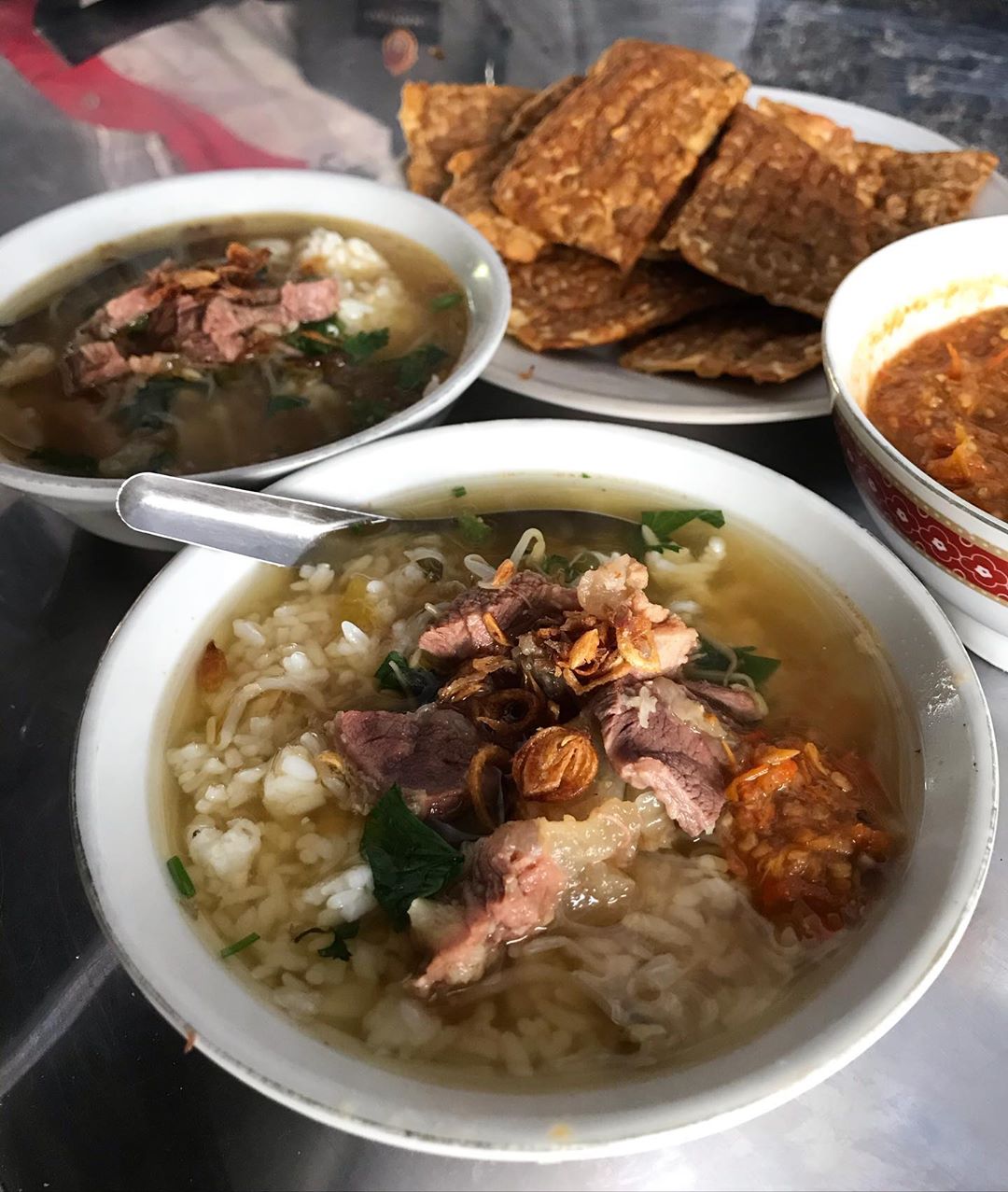 Soto Triwindu, Kuliner Legendaris Asal Surakarta Yang Bikin Kangen Rumah 8