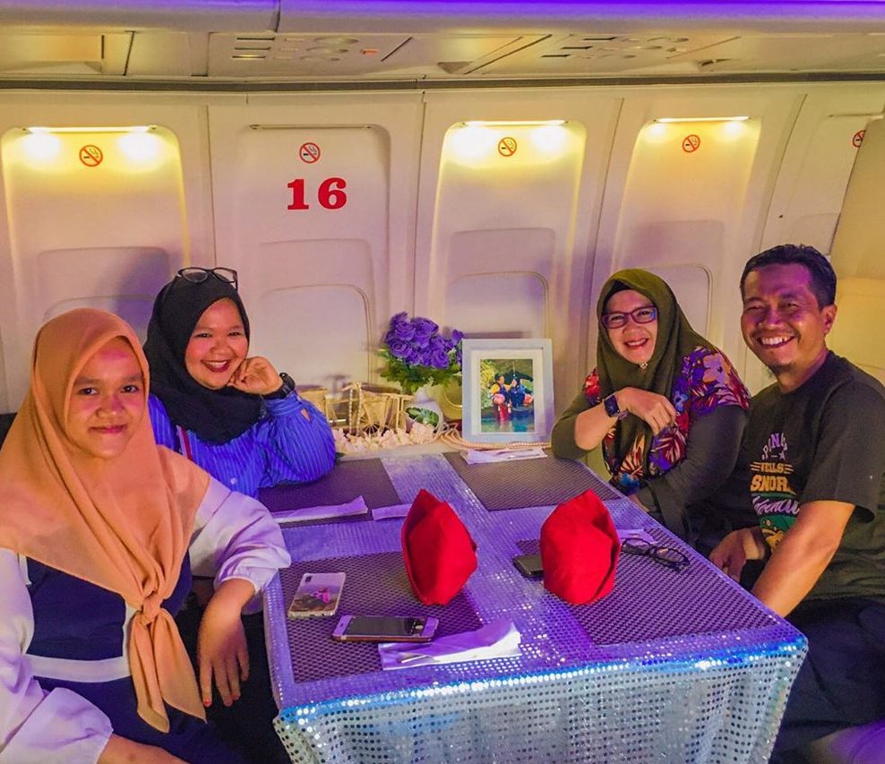 Jogja Airport Resto, Pengalaman Seru Makan di Kabin Pesawat 1 Jogja Airport Resto, Pengalaman Seru Makan di Kabin Pesawat 1