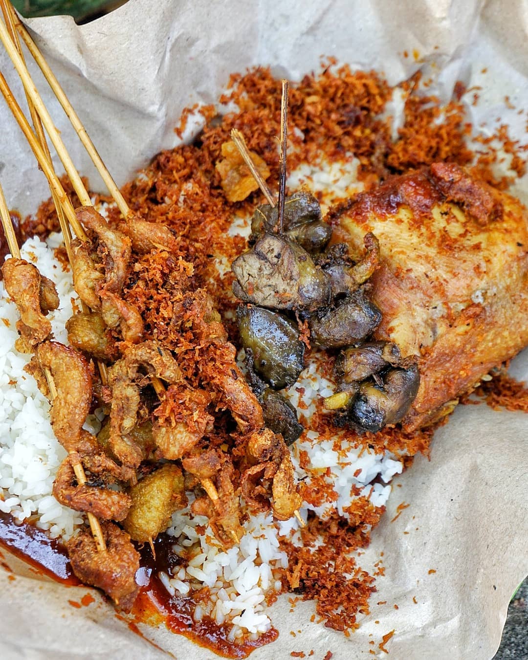 Ayam Goreng Santa Maria, Kuliner Cirebon Rekomendasi Para Youtuber 1