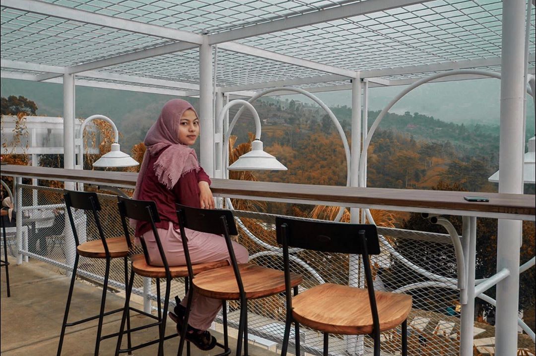 Dago Bakery, Restoran Bernuansa Eropa Klasik di Lembang 4 Dago Bakery, Restoran Bernuansa Eropa Klasik di Lembang 4