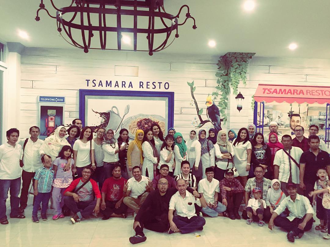 Asyik dan Mengenyangkan di Tsamara Resto Bekasi 1