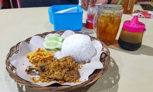 Warung Bebek Sinjay Yang Hits Kini Hadir di Bandung 5