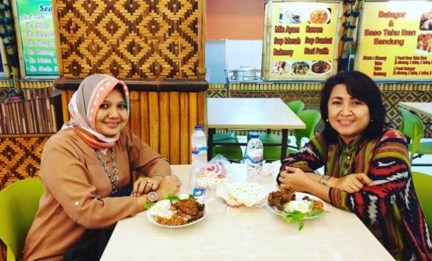 Bebek Sinjay Khas Madura Juga Hadir di Jalan Tidar Surabaya 2