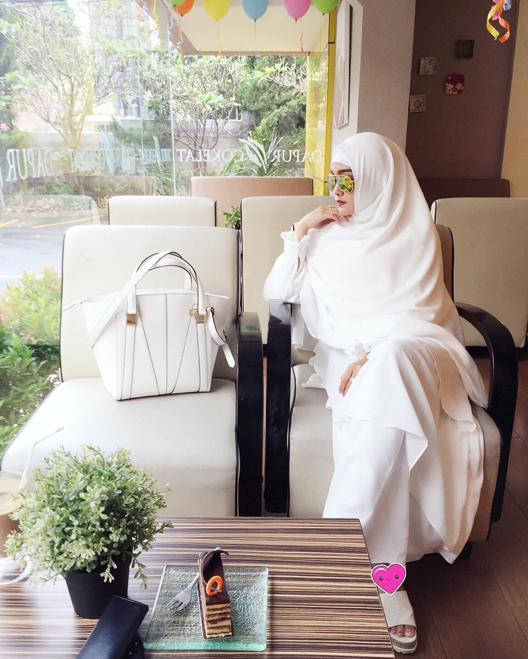 Dapur Cokelat Bogor, Bikin Nagih! 9 Dapur Cokelat Bogor, Bikin Nagih! 9