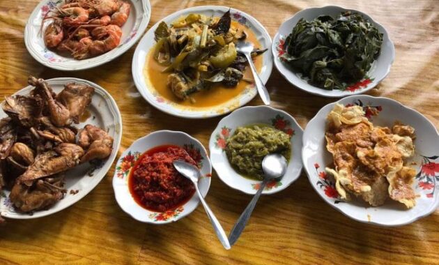 RM Upik Banun Pekanbaru, Kuliner Tradisional Yang Lezat 5 RM Upik Banun Pekanbaru, Kuliner Tradisional Yang Lezat 4