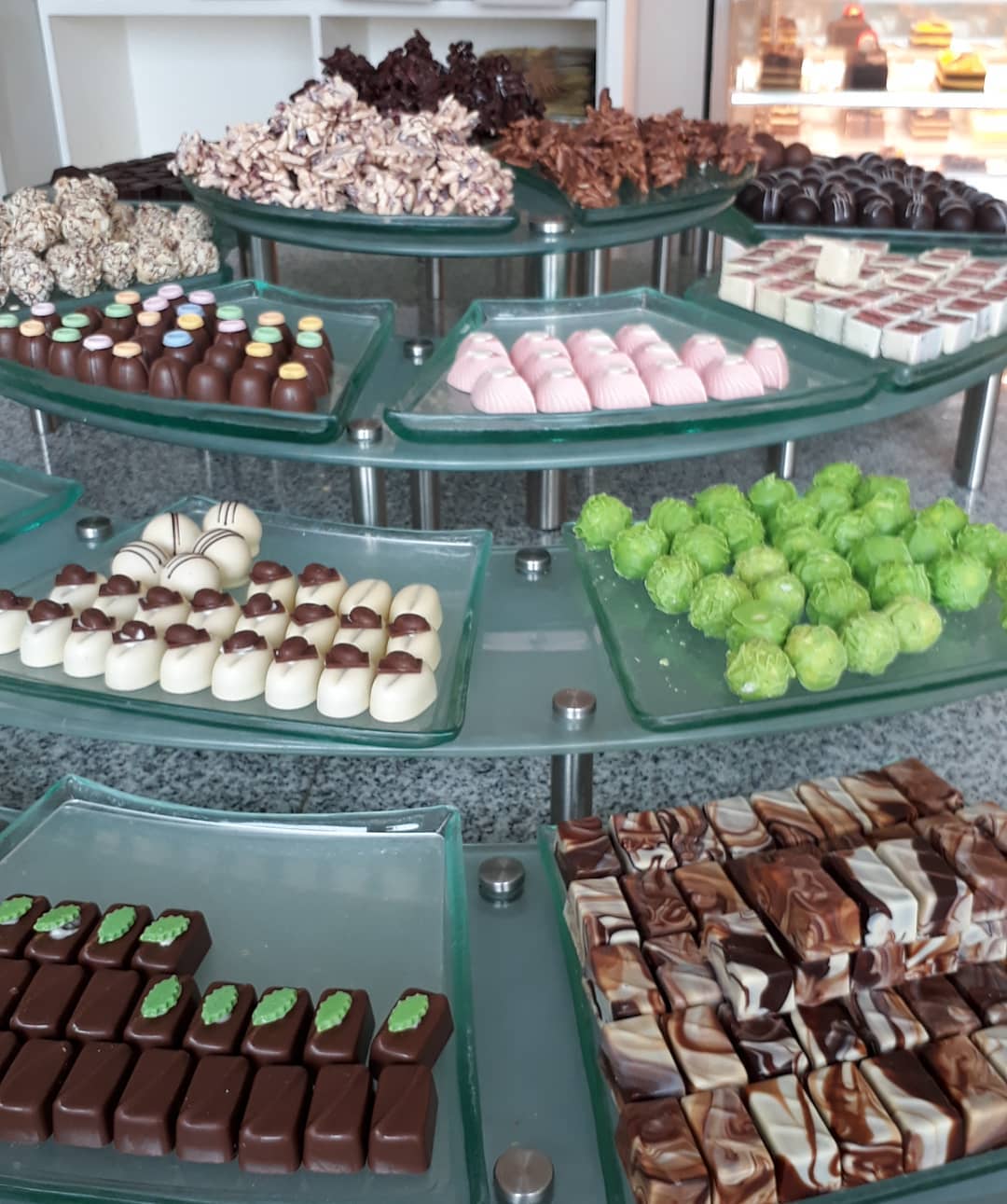 Berburu Cake dan Chocolate Lezat? Dapur Cokelat Depok Tempatnya 4