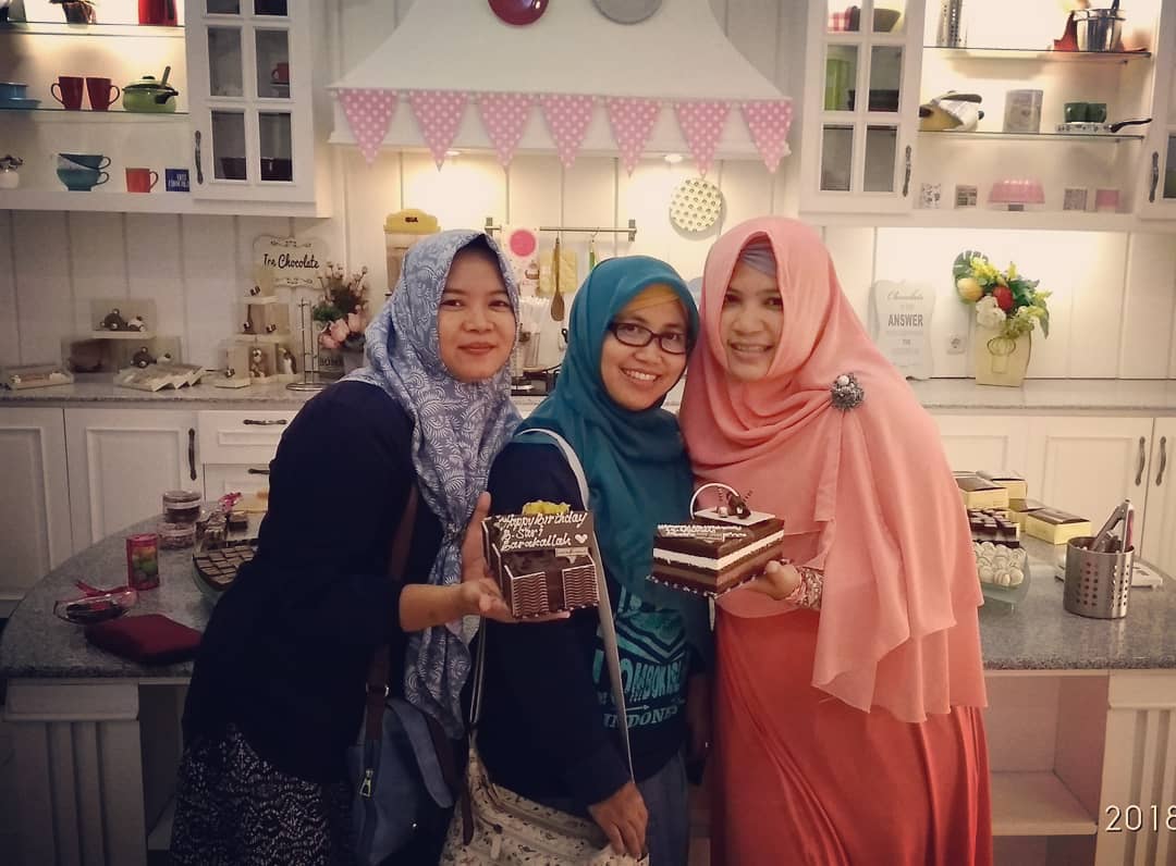 Berburu Cake dan Chocolate Lezat? Dapur Cokelat Depok Tempatnya 9