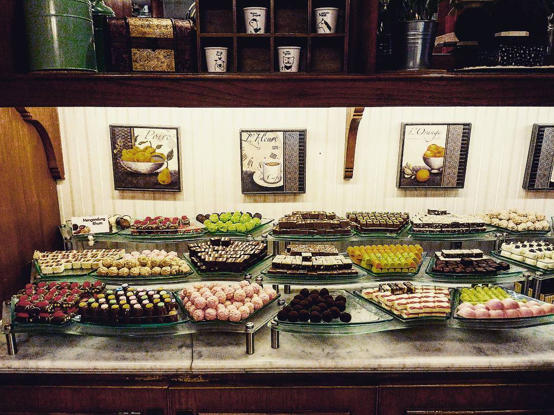 Dapur cokelat menteng jakarta pusat telp pindah kemana menu jakpus central city prices