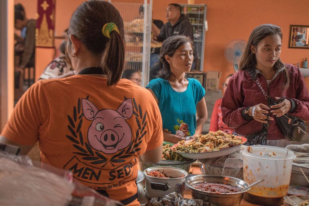 Hunting Babi Guling Enak dan Murah? Warung Men Sedu Tempatnya 1
