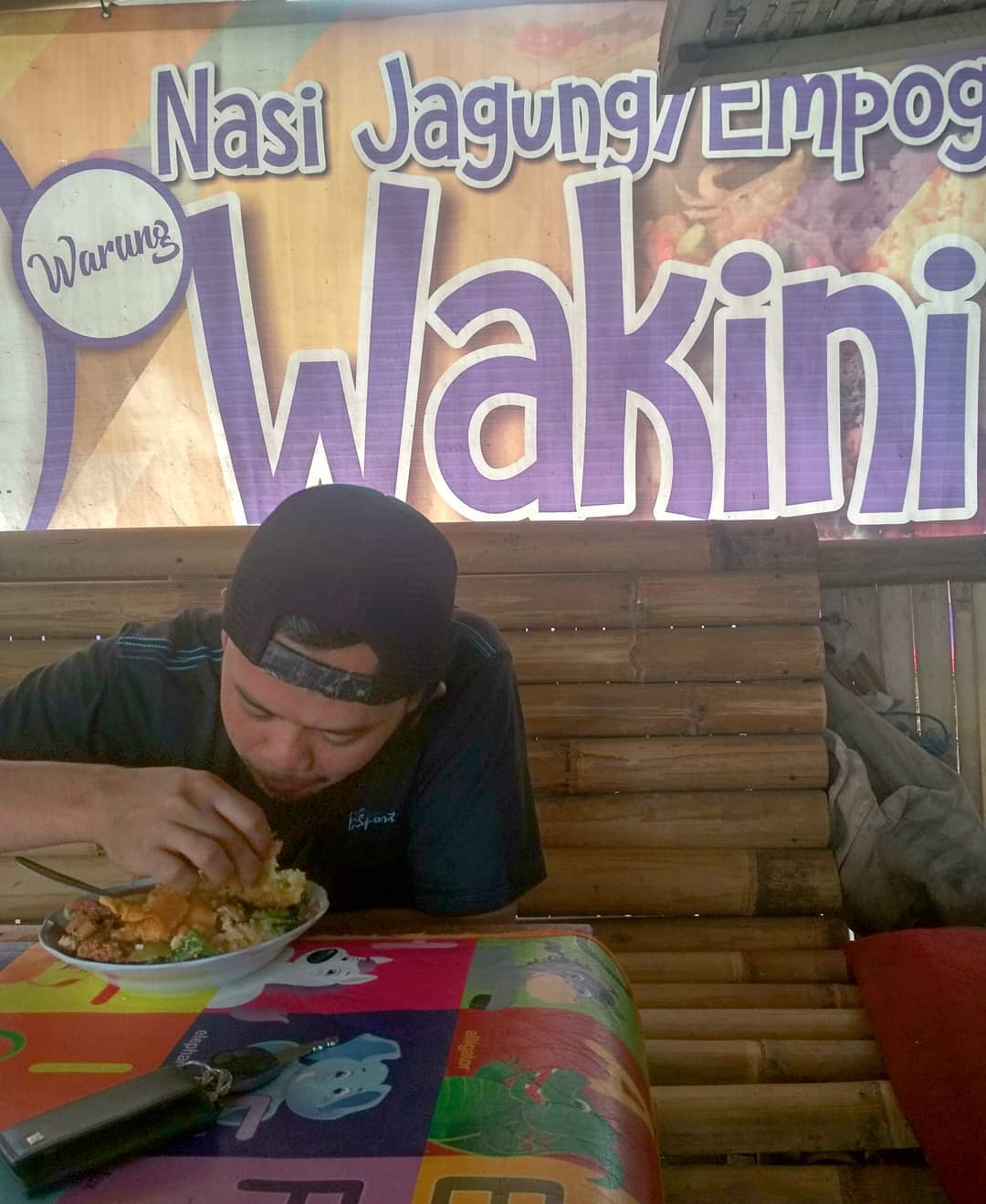 Satu Lagi Kuliner Batu yang Bikin Nagih, Warung Nasi Jagung Wakini 7
