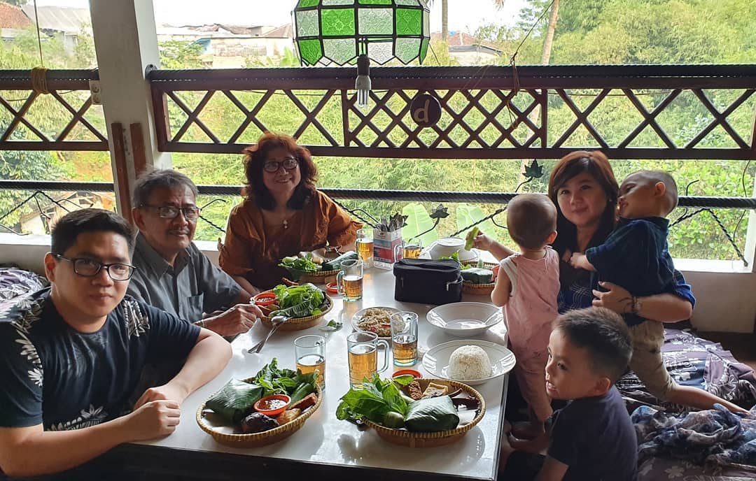 Yuk Nyicipin Kuliner Dari 10 Tempat Makan Ini Yang Bagus dan Murah Jika Sedang di Sukabumi 9