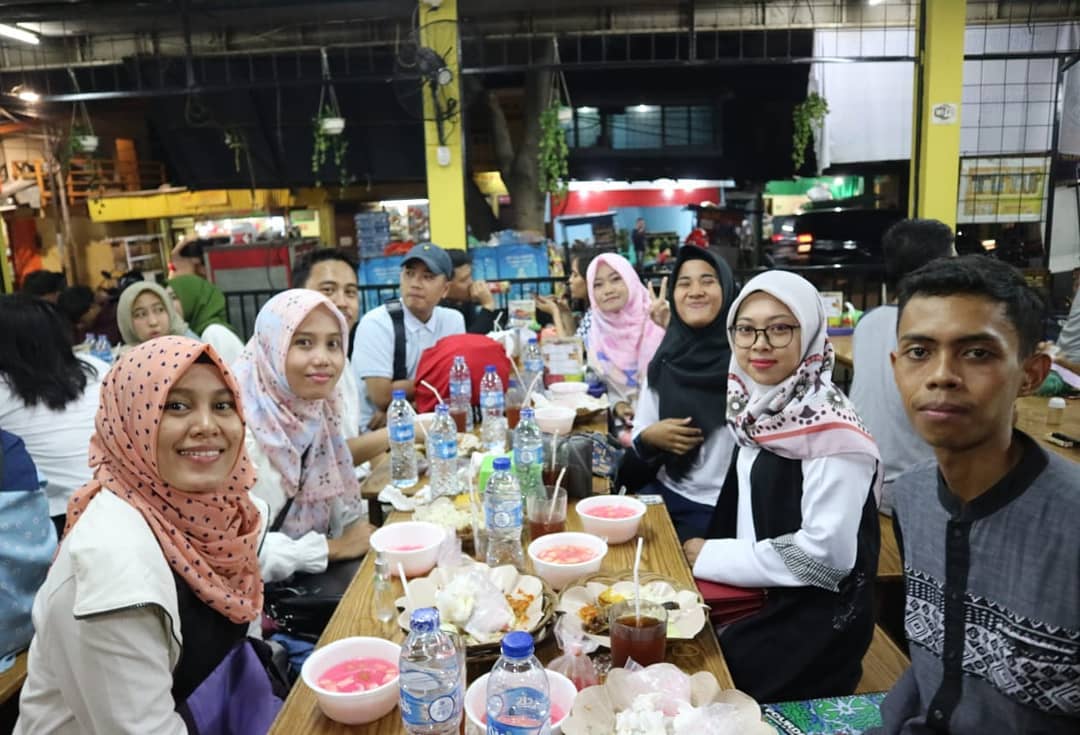 10 Rekomendasi Daftar Tempat Makan Enak di Sekitar Cempaka Putih Jakarta Pusat Yang Murah 10