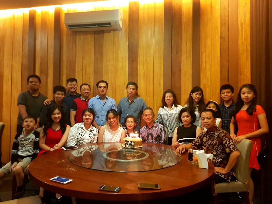 10 Tempat Makan di Sunter Yang Enak dan Apakah Ada Restoran Seafood Atau Vegetarian? 1