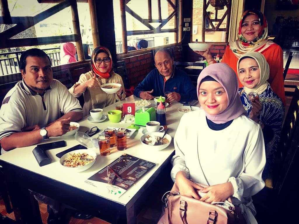 Yuk Nyicipin Kuliner Dari 10 Tempat Makan Ini Yang Bagus dan Murah Jika Sedang di Sukabumi 2