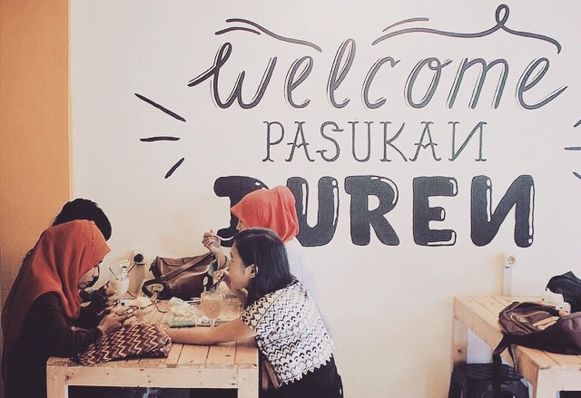 10 Rekomendasi Tempat Makan Unik di Jatiwaringin Yang Murah dan Adakah Seafood Enak? 2