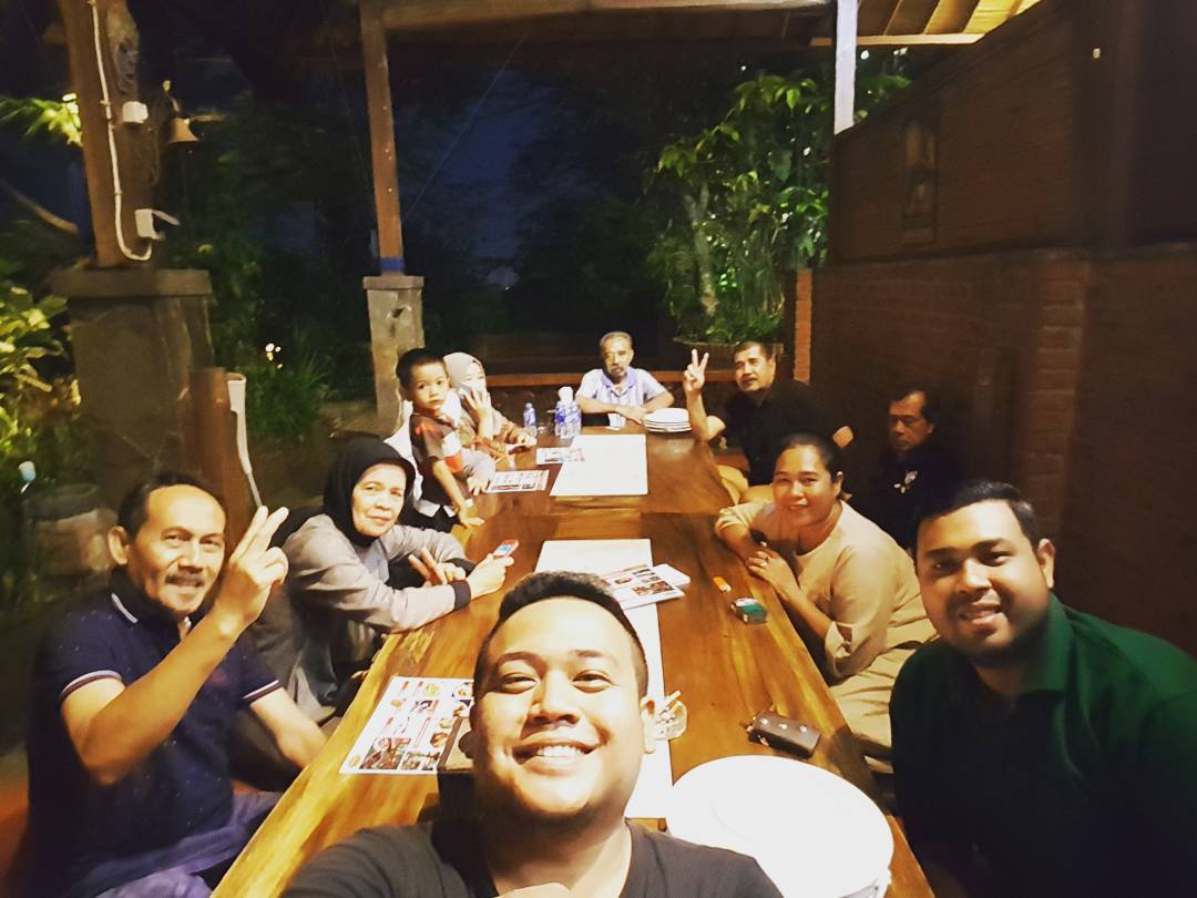 10 Daftar Pilihan Tempat Makan Enak di Serpong Yang Murah dan Recommended Bisa Untuk Keluarga 5