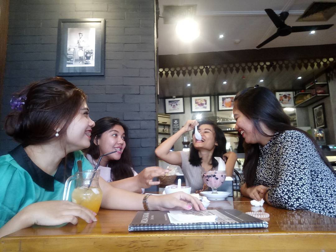 10 Rekomendasi Tempat Makan di Atrium Senen Yang Murah dan Ini Jagonya Bikin Perut Kenyang 6